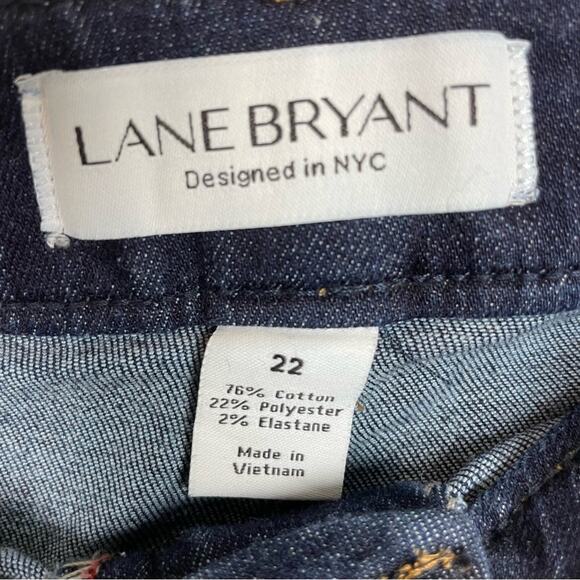 Lane Bryant Blue Denim Essential Stretch Girlfriend Shorts 22 - Picture 2 of 4